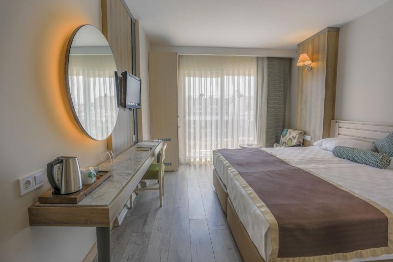 Thalia Beach Resort Hotel Ilica  Eksteriør billede